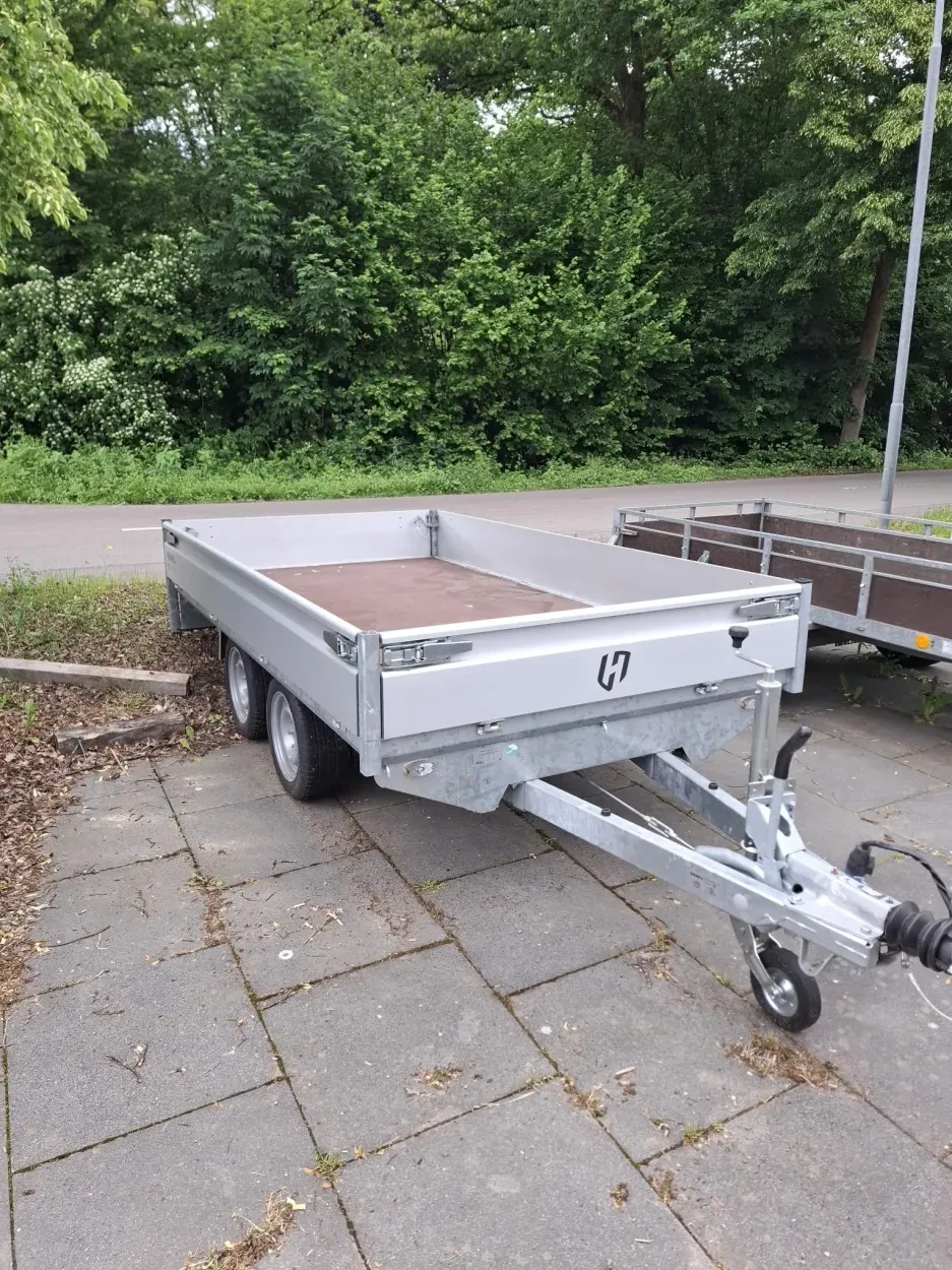 Leider keine Bildbeschreibung für hl henra.jpg vorhanden.